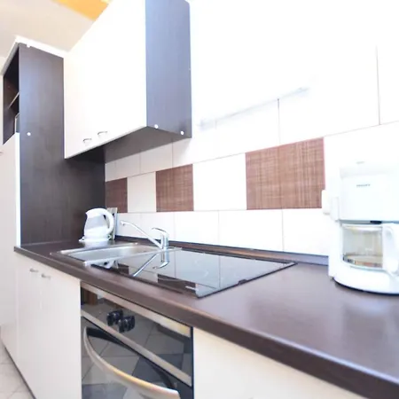 In - Insel 41306 Apartment Vir