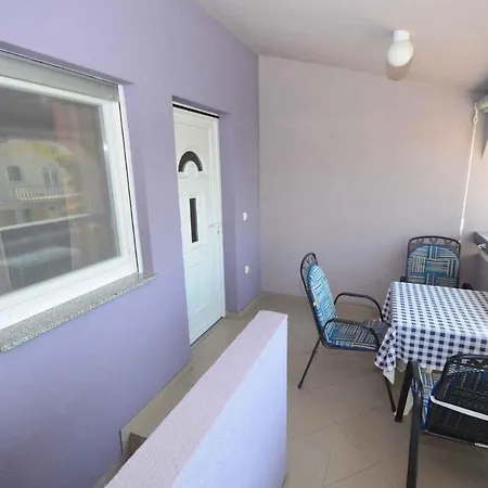 In - Insel 41306 Apartment *